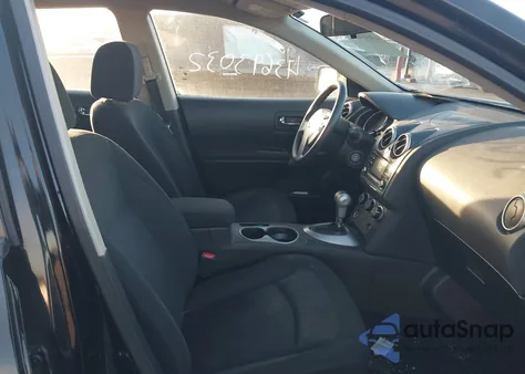 2015 Nissan Rogue Select S z USA, uszkodzony, nr VIN JN8AS5MVXFW757676